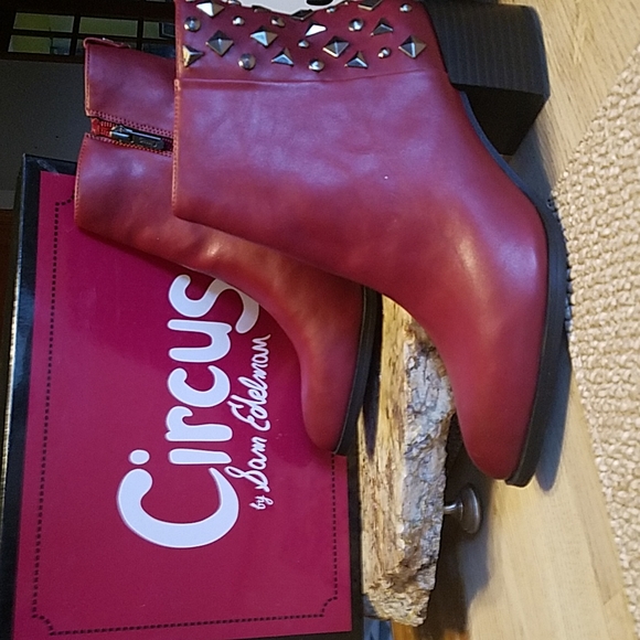 Circus by Sam Edelman Booties Size 7M NWOT Dark Cherry - Picture 2 of 8
